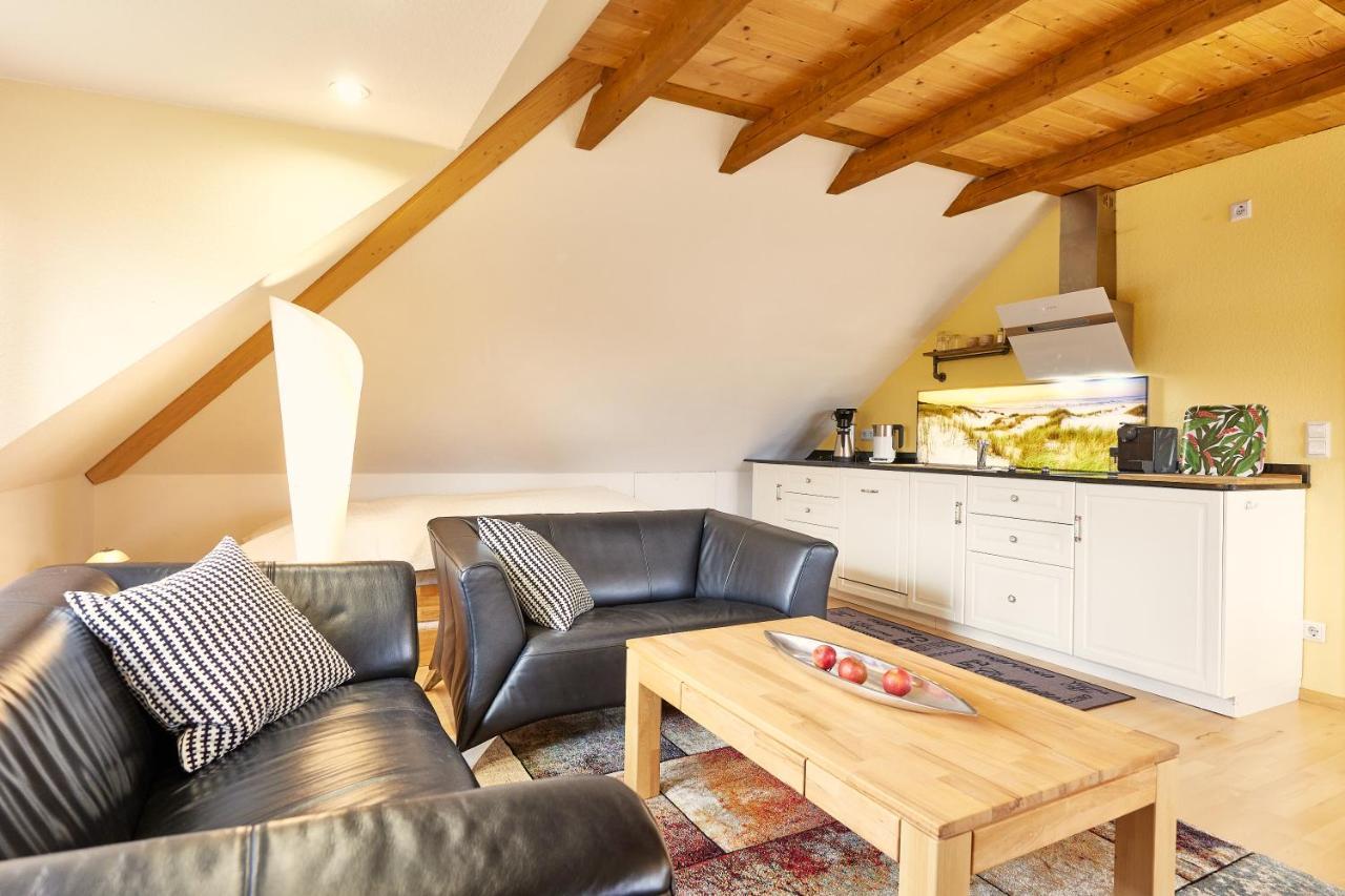 Ferienwohnung Raffael 100 Qm, 2 Grosse Betten Im Wohnzimmer 쿡스하펜 외부 사진